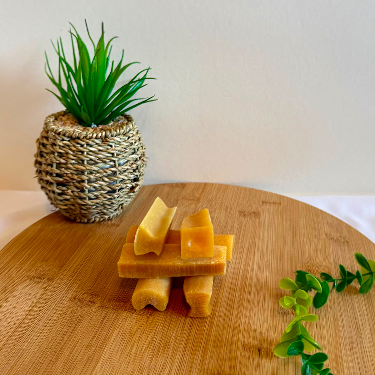 Mango Yak Chew Small